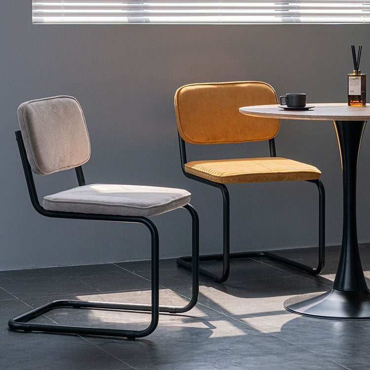 Sillas de comedor estilo moderno Sillas sin brazos con respaldo abierto y patas de metal