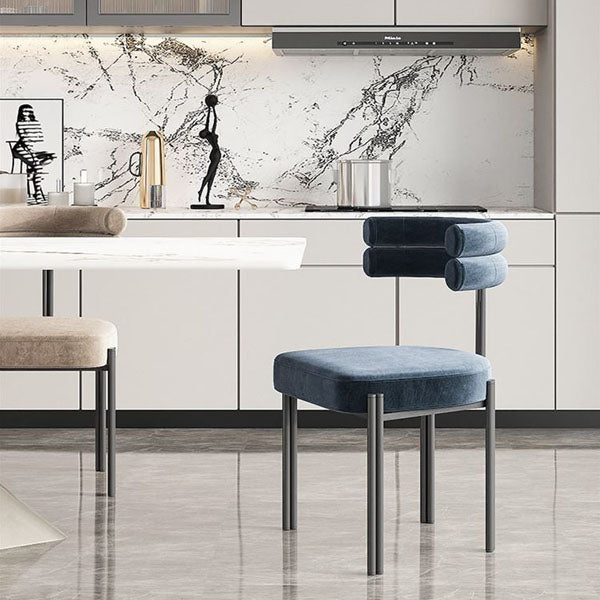 Silla sin brazos de comedor de metal moderno, silla lateral de comedor de terciopelo para uso en restaurantes