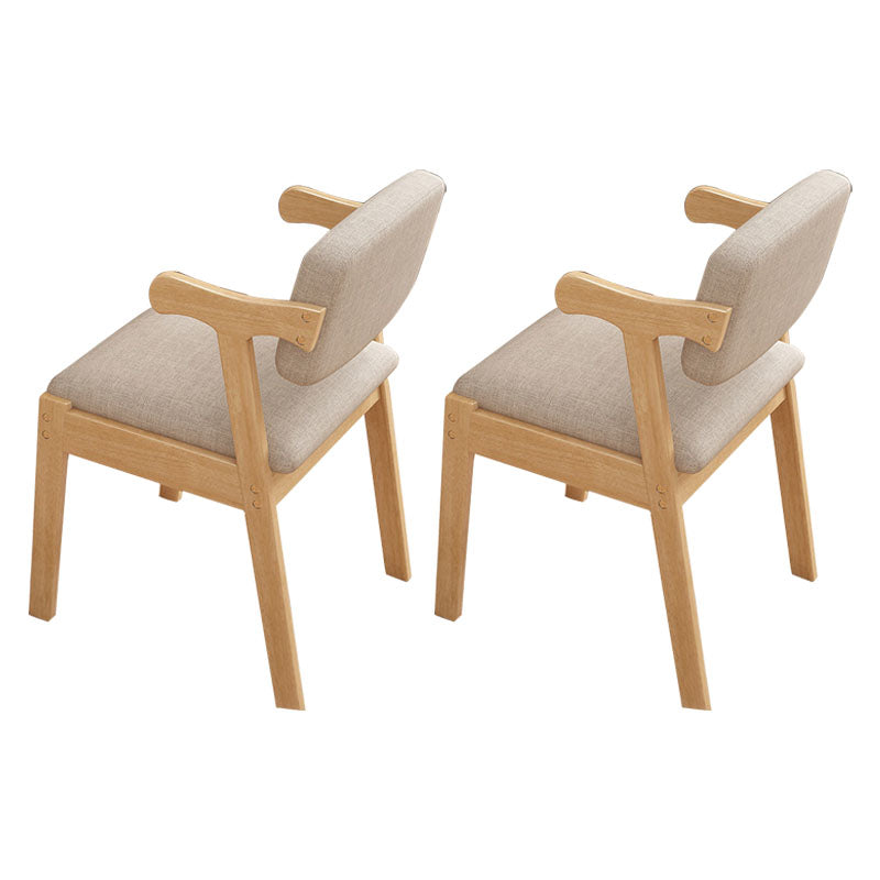 Chaise de bras intérieur scandinave rembourré en bois ouvert à l'arrière-salle à manger
