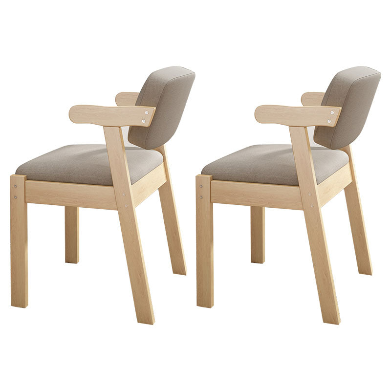 Chaise de bras intérieur scandinave rembourré en bois ouvert à l'arrière-salle à manger