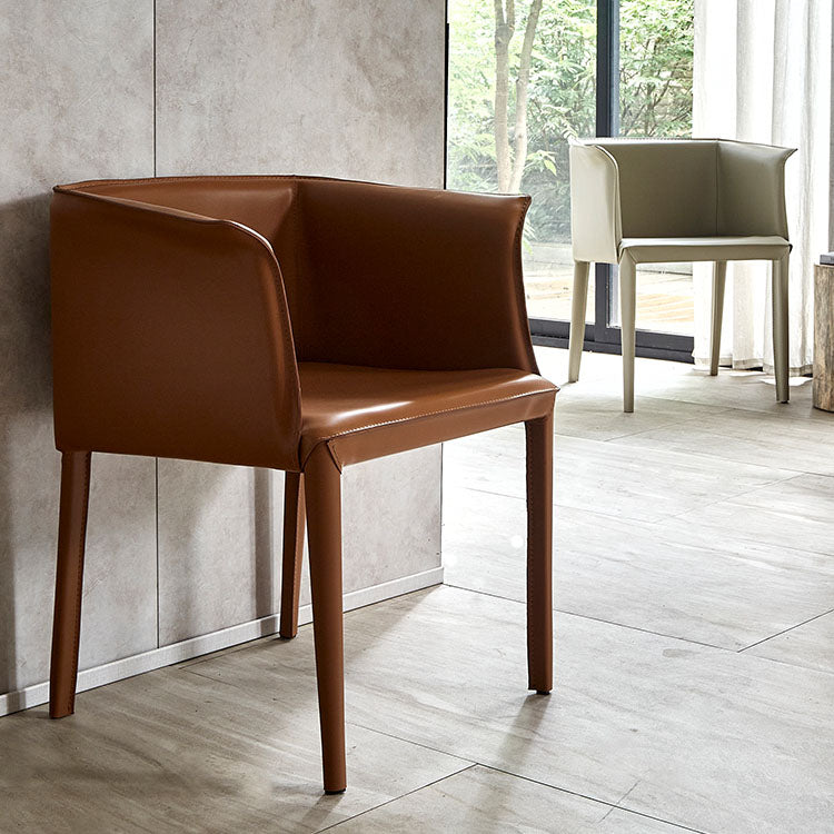 Silla de comedor moderna de cuero para restaurante Silla de comedor con respaldo sólido