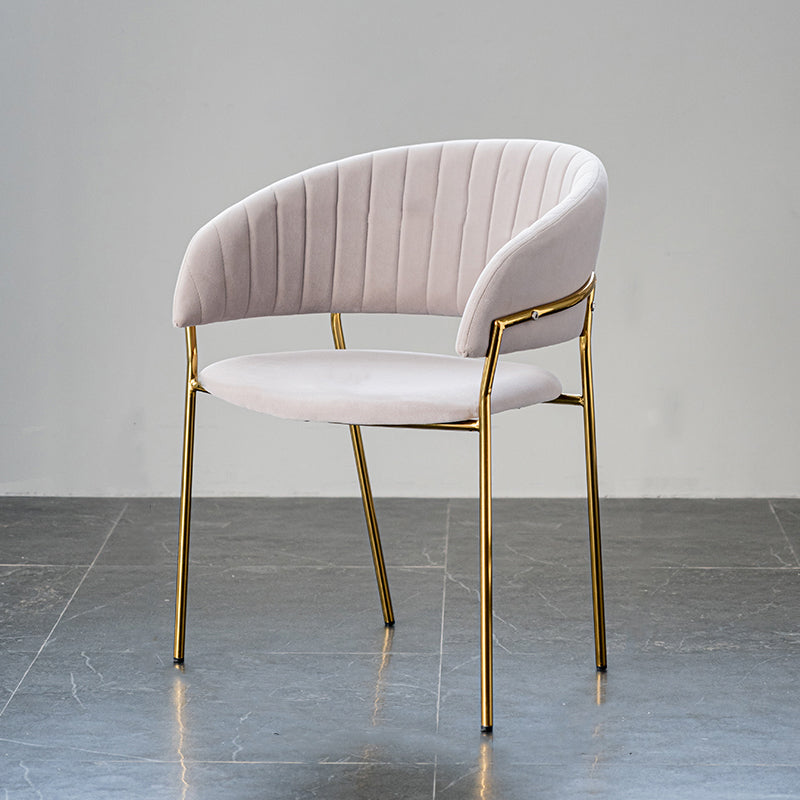 Scandinave Style Open Back Dining Catt Widing Couber Chaises de salle à manger avec des jambes dorées