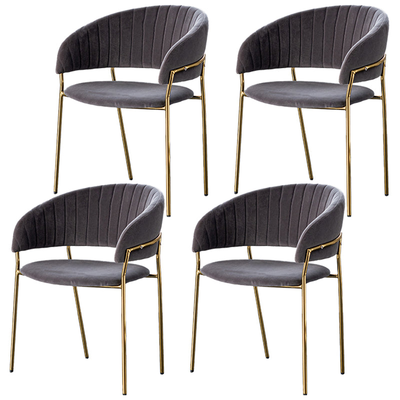 Scandinave Style Open Back Dining Catt Widing Couber Chaises de salle à manger avec des jambes dorées