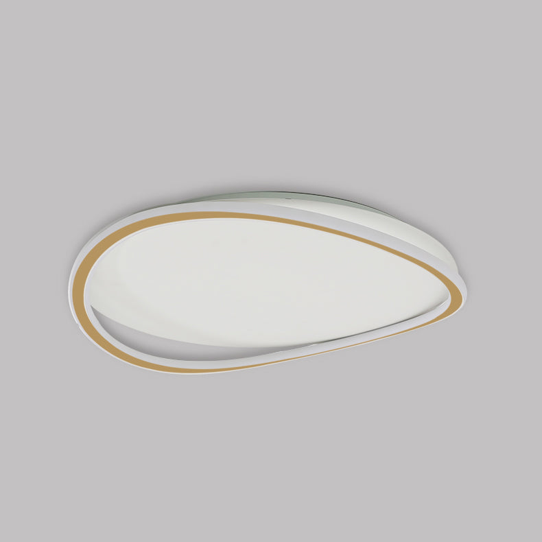 Plafonnier LED en acrylique doré, montage encastré linéaire en fer de simplicité moderne pour chambre à coucher