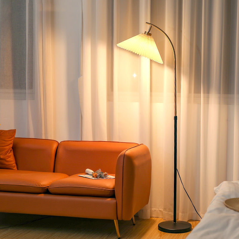 1 lampadaire en forme de cône léger modernisme lampe standard en tissu pour salle à manger du salon