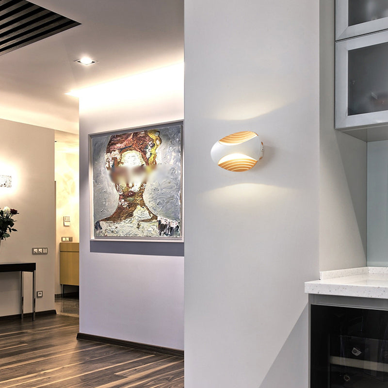 Moderner Stil ovaler Wandmontage Lampe Metall 2 Leuchten Wandmontierte Beleuchtung