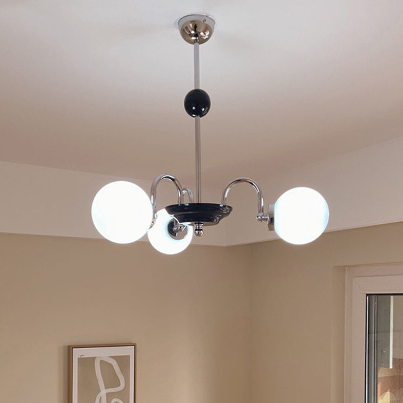 Luminaires de lustre en métal.