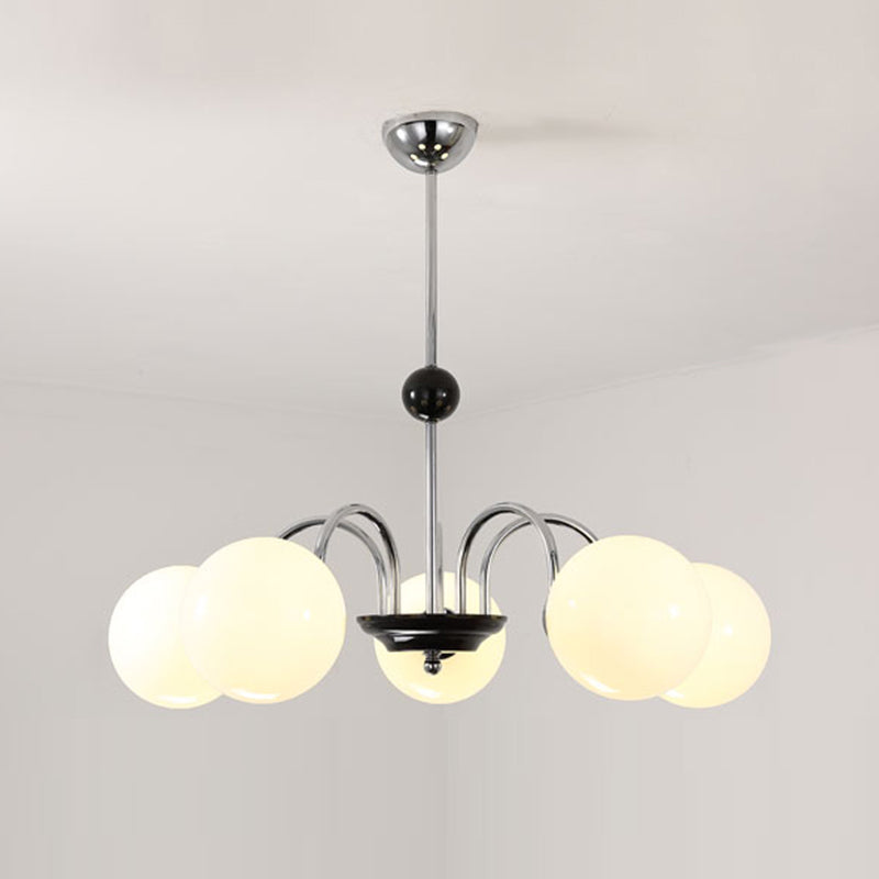 Luminaires de lustre en métal.