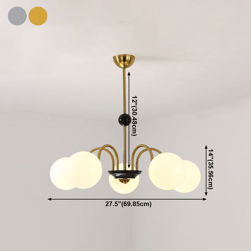 Luminaires de lustre en métal.