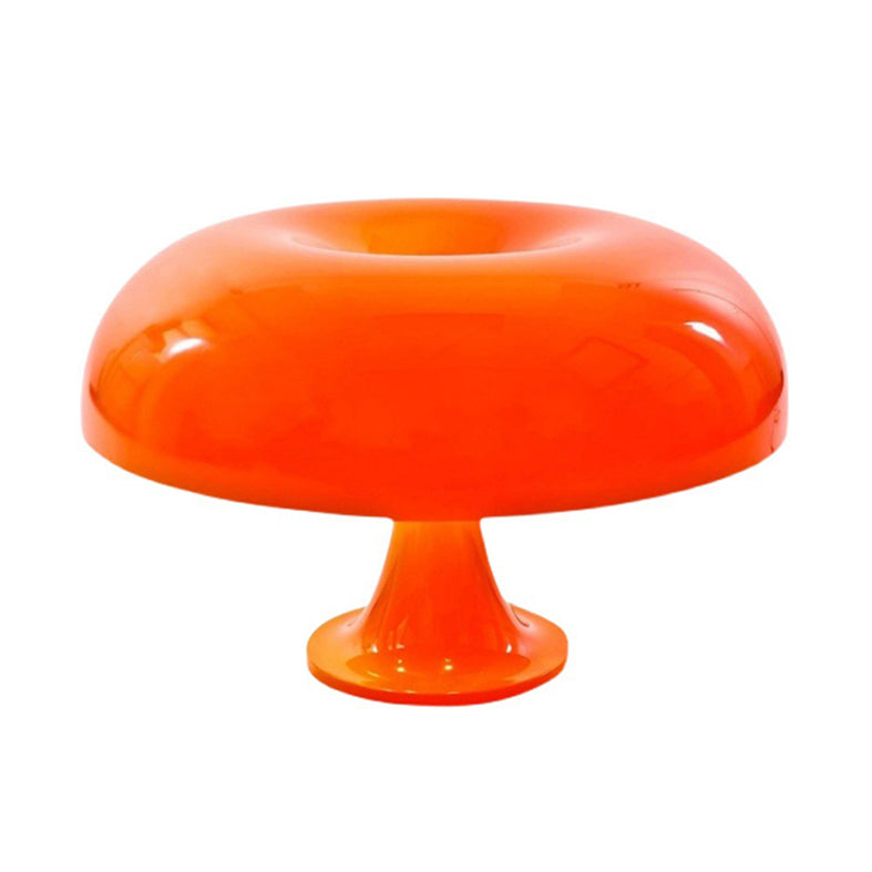 Lampada da tavolo colorata di macaron in stile nordico studia la scrivania della stanza per bambini