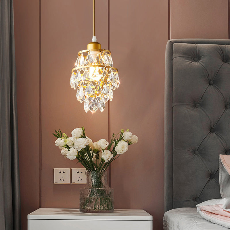 Petite lampe suspendue en cristal élégant