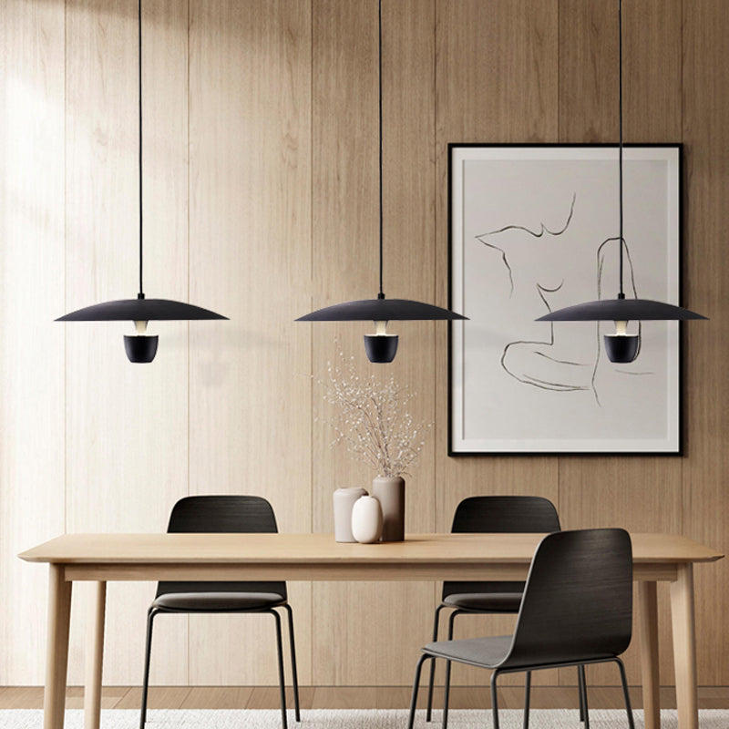 Nordic Flying Soucoucer Éclairage pendentif en métal LED Hanging Light