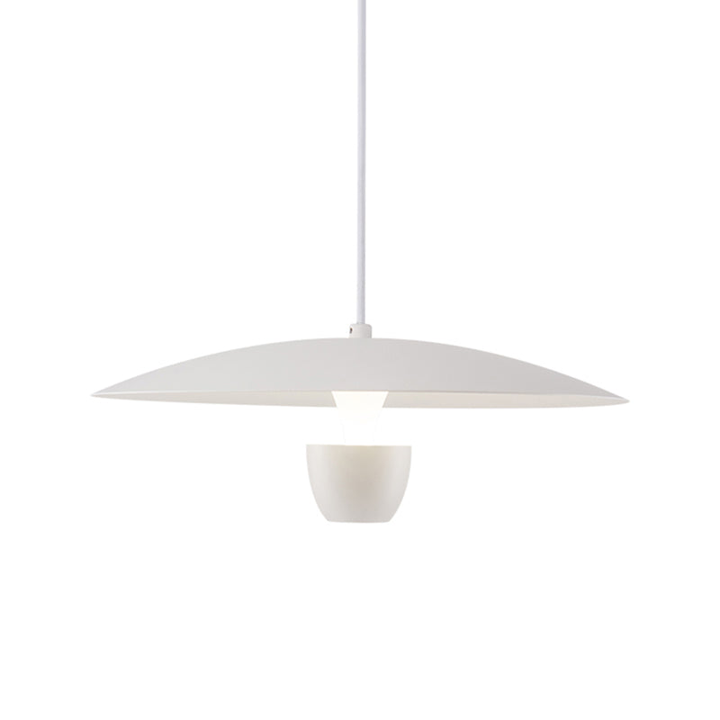Nordic Flying Soucoucer Éclairage pendentif en métal LED Hanging Light
