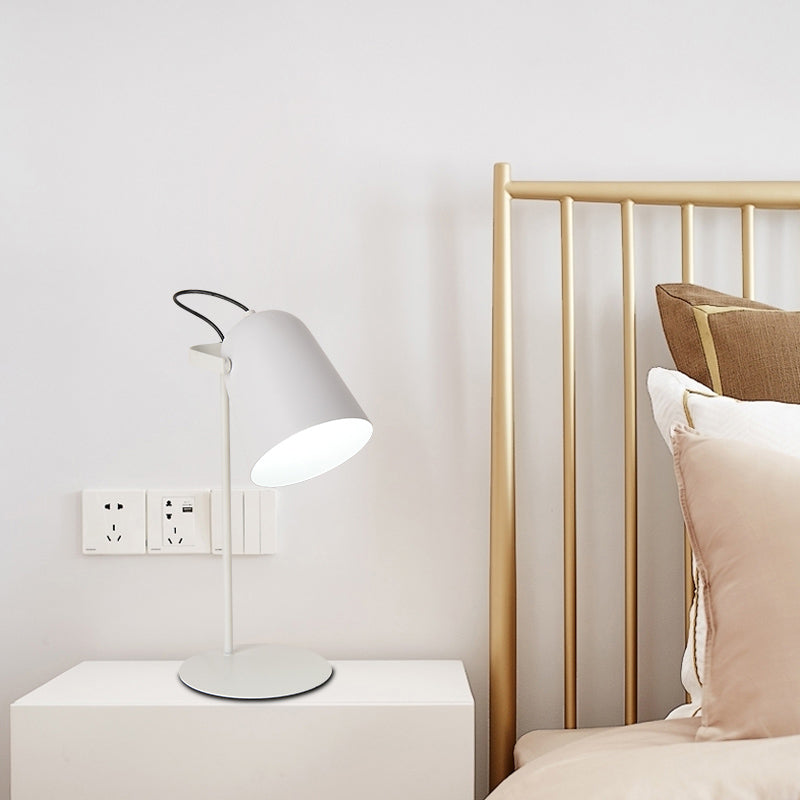 Lampada da tavolo Macaron Style Nordic Light moderno scrivania per studiare la stanza dei bambini