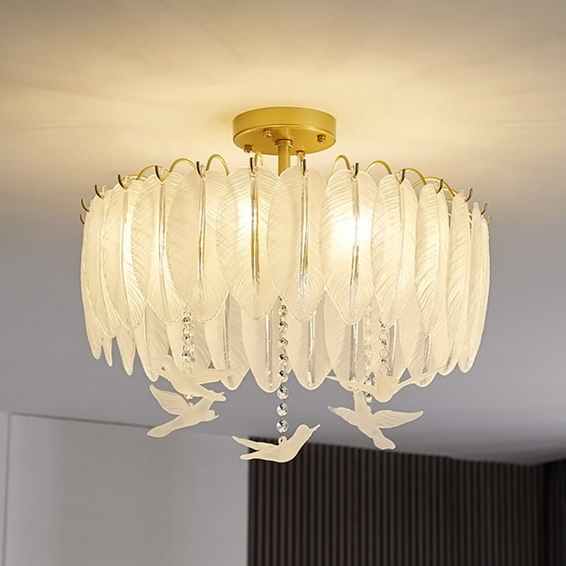Plafonnier de forme ronde moderne en fer avec abat-jour en verre pour chambre