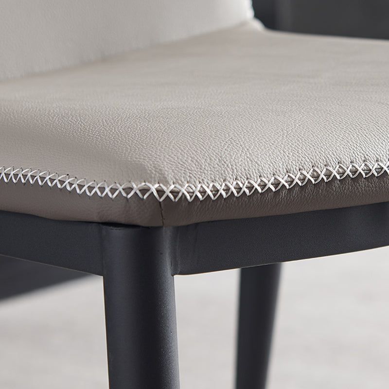 Chaises de salle à manger en cuir de chaise à oreilles sans accoudoirs de style contemporain