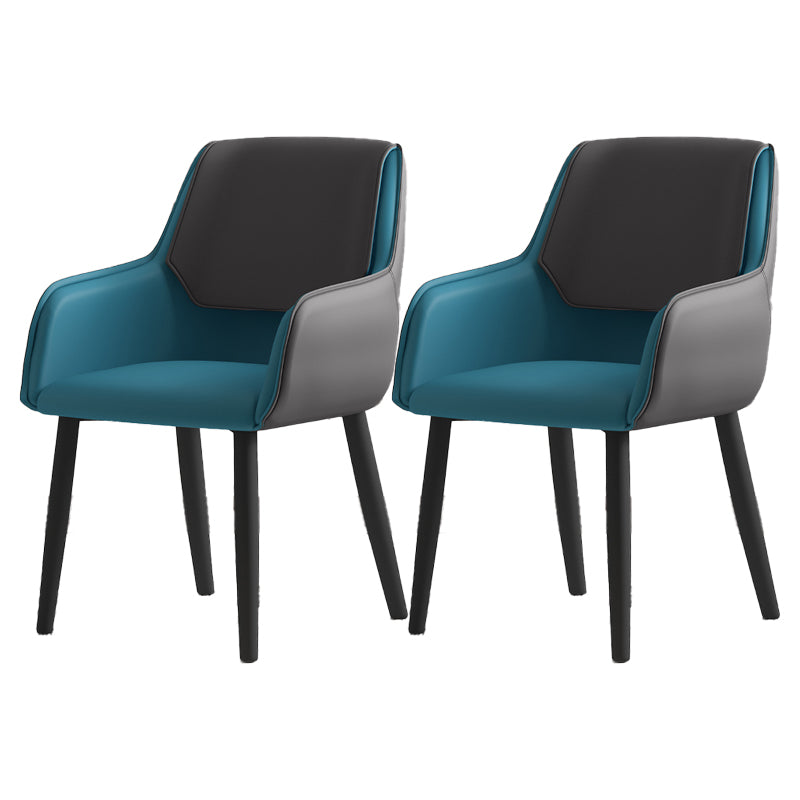 Sillones de comedor de cuero Sillas tapizadas con brazos con respaldo macizo y patas negras