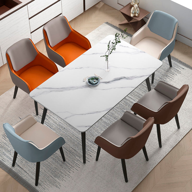 Sillones de comedor de cuero Sillas tapizadas con brazos con respaldo macizo y patas negras