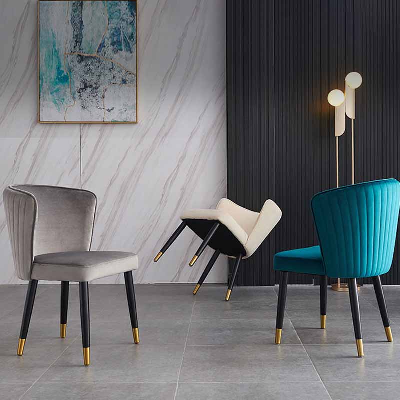 Silla lateral escandinava interior Silla tapizada de madera del comedor del Wingback