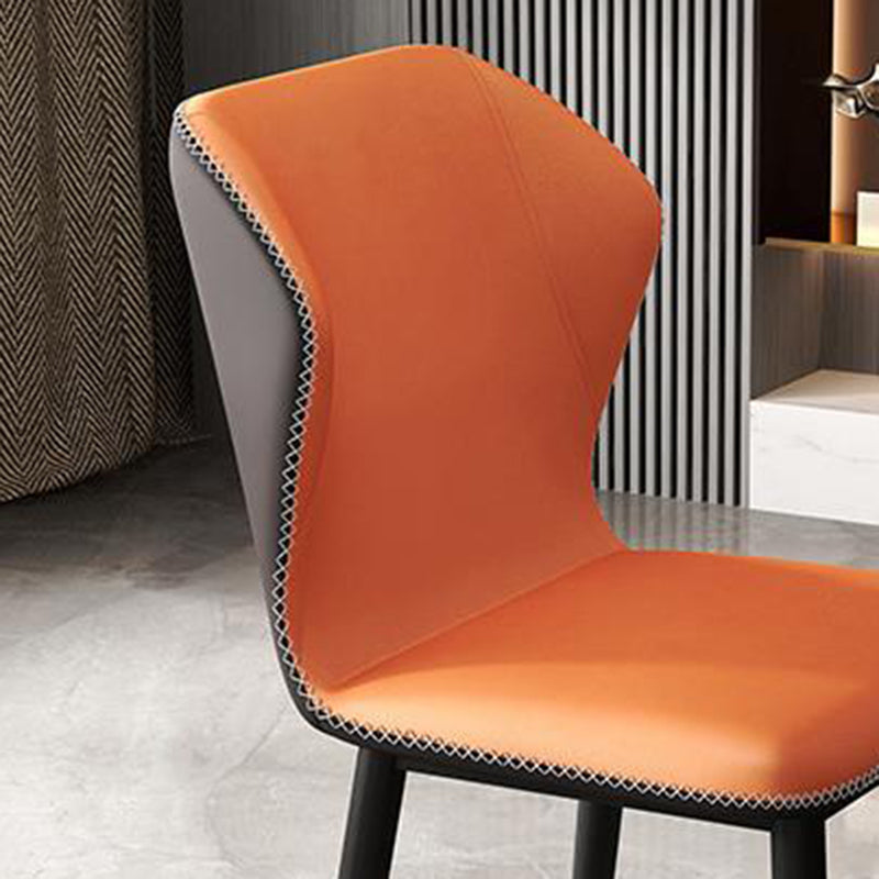 Restaurante contemporáneo Wingback Silla lateral Sillas de comedor de cuero con patas negras