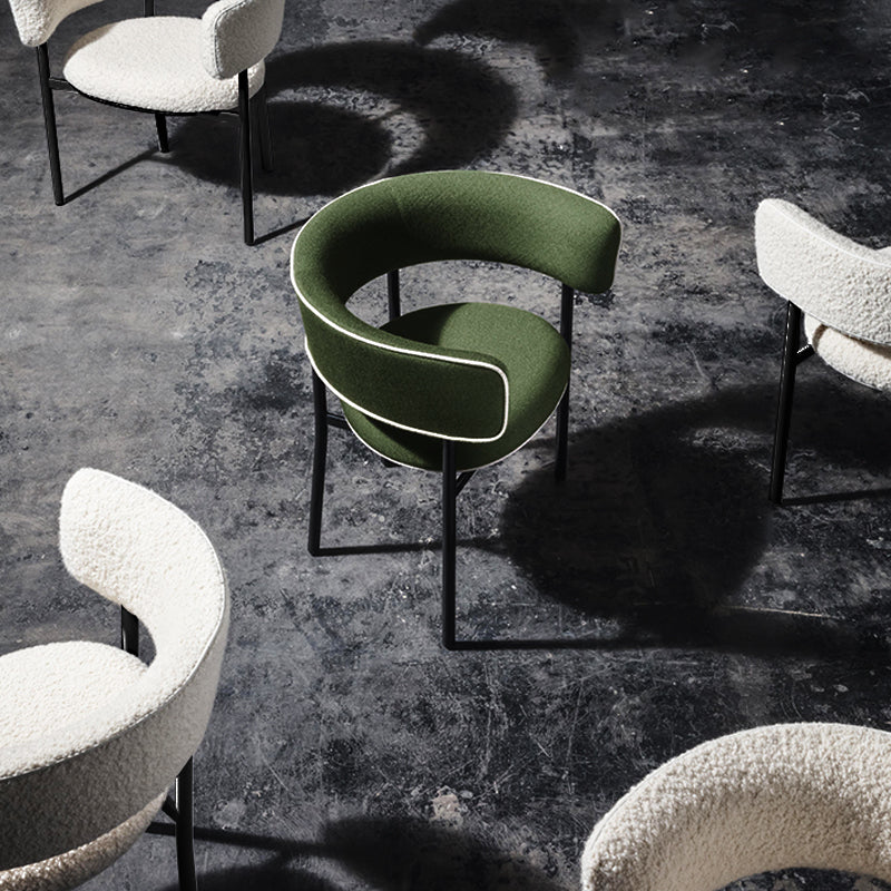 Fauteuils de salle à manger modernes Fauteuils rembourrés à dossier ouvert avec pieds en métal