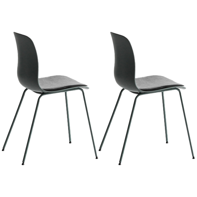 Silla de comedor moderna sin brazos Silla de comedor de plástico para uso en restaurantes