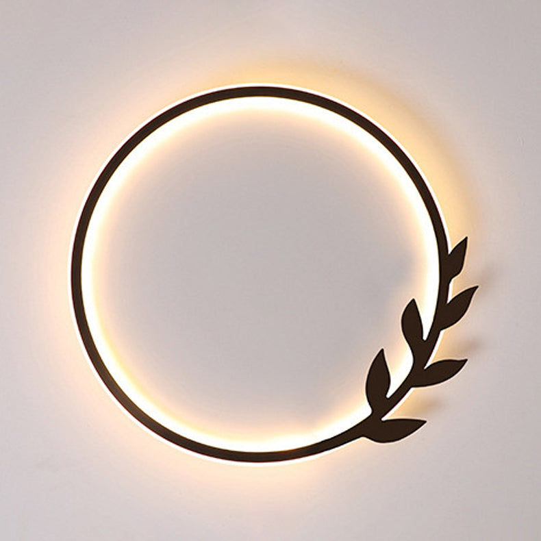 Metal Circle Flush Mount Light Fixture Modern Style LED Ceiling Mount Light