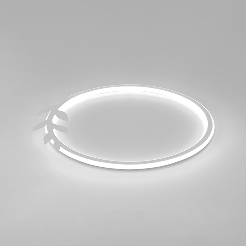 Metal Circle Flush Mount Light Fixture Modern Style LED Ceiling Mount Light