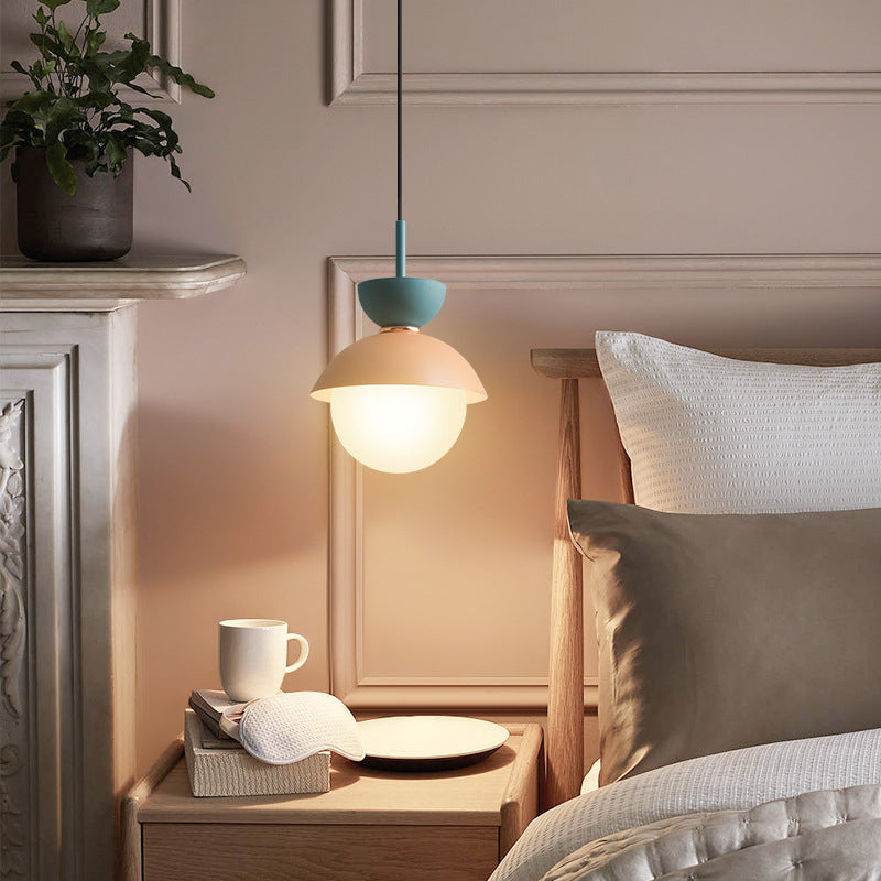 Pendre de chevet de chevet à un seul bulbe Style de macaron petite lumière suspendue avec une teinte en verre