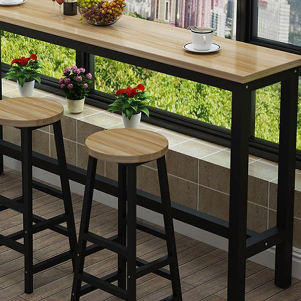 Tavolo da pranzo a base di bistrot nero e naturale tavolo da cocktail in legno e metallo