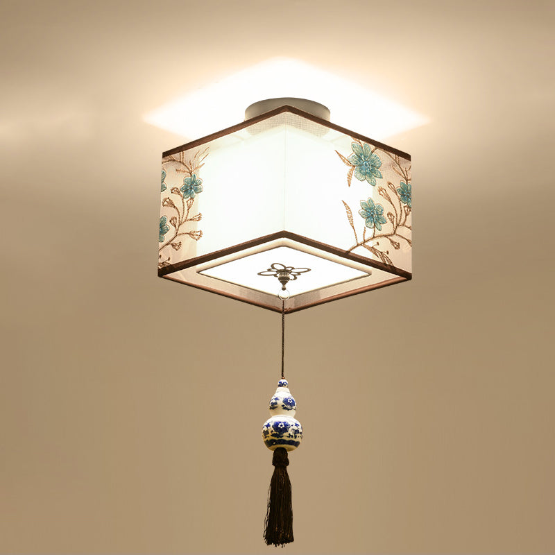 Chinese Style Flush Mounted Ceiling Lights Fabric Shade Lighting Fixture for Foyer Bedroom