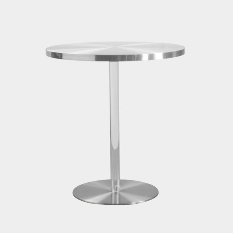 Mesa de comedor industrial de la base tulipan