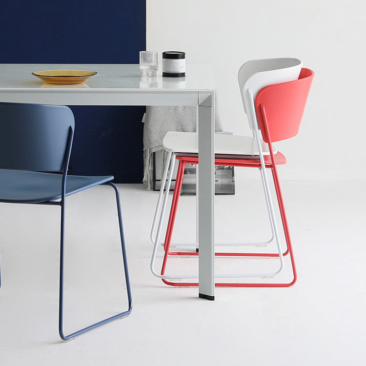 Chaises de salle à manger empilables sans accoudoirs, chaises de salle à manger d'intérieur avec pieds en métal