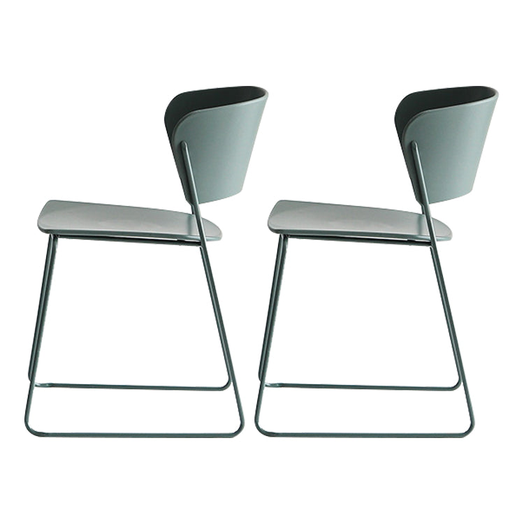 Chaises de salle à manger empilables sans accoudoirs, chaises de salle à manger d'intérieur avec pieds en métal