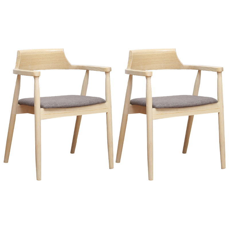 Chaise contemporaine avec accoudoirs ouverts en frêne, chaise de salle à manger rembourrée en noyer (Ensemble de 2)