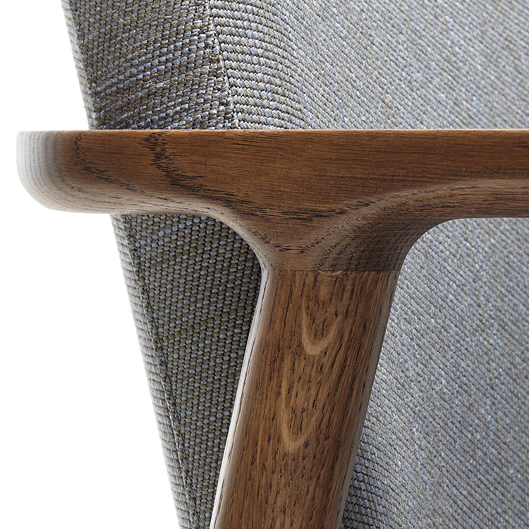Traditional Solid Back Dining Armchair Upholstered Arm Chairs with Wood Legs