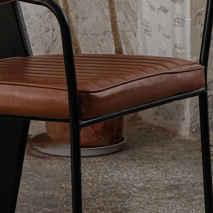 Les chaises de salle à manger en cuir de style industriel ouvrent les chaises latérales de salle à manger tapissées par dos