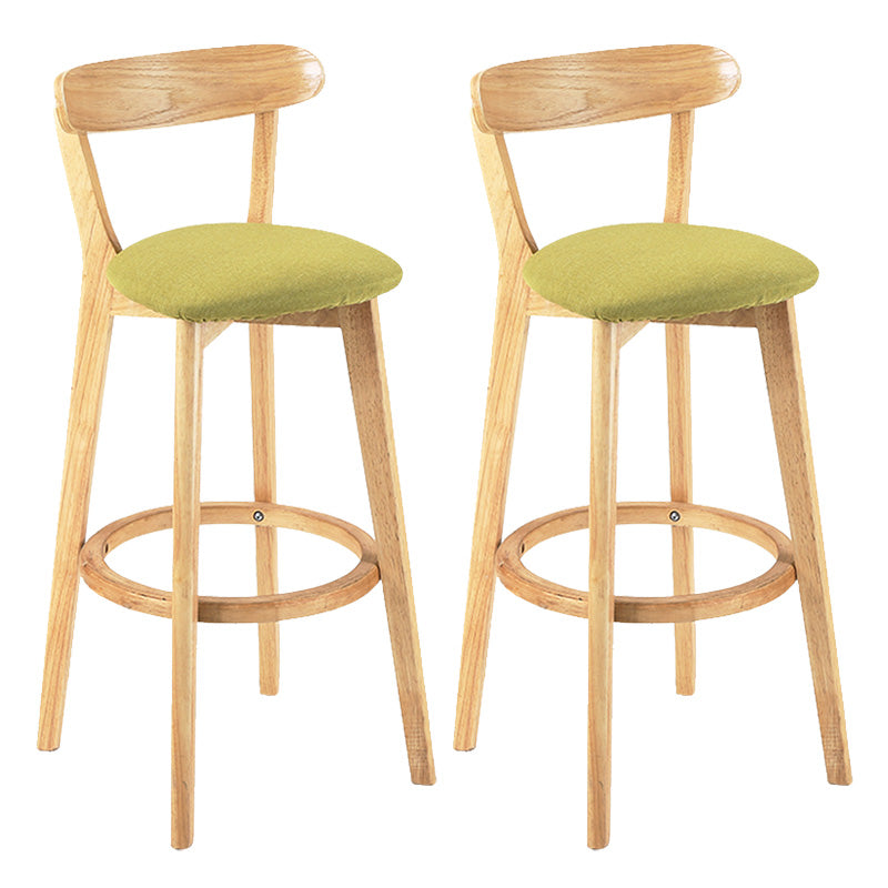 Moderner skandinavischer 27,95-Barhocker mit rundem Sitz und Holzsockel
