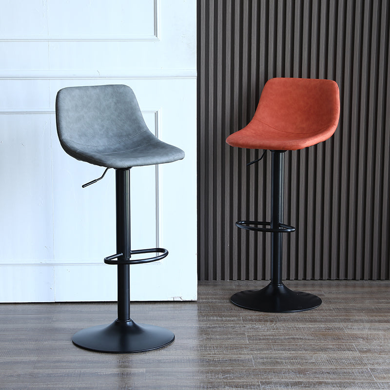 Taburete de bar de metal contemporáneo con respaldo para interior con asiento de cuero