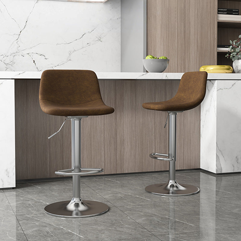 Taburete de bar de metal contemporáneo con respaldo para interior con asiento de cuero
