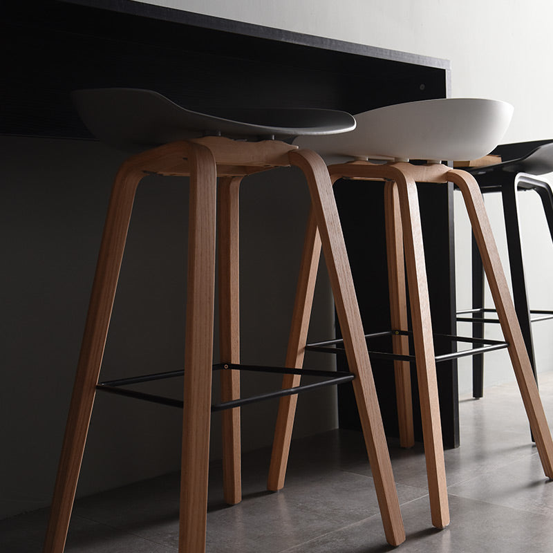 Modern Beech Bar Stool Backrest Bucket Counter Height Stool with Plastic Seat