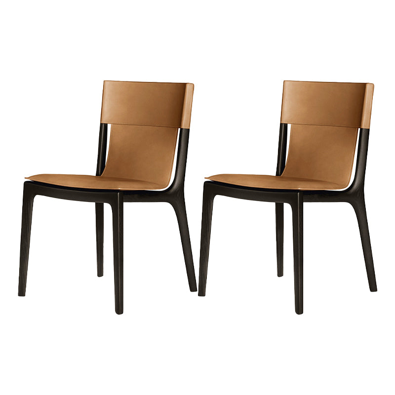 Silla de comedor marrón de cuero de silla lateral con respaldo sólido de restaurante de estilo diseñador
