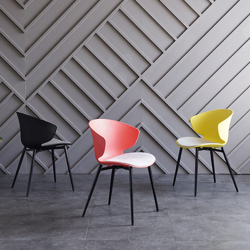 Sillas de comedor de estilo moderno, sillón lateral sin brazos con respaldo lateral de metal para cocina