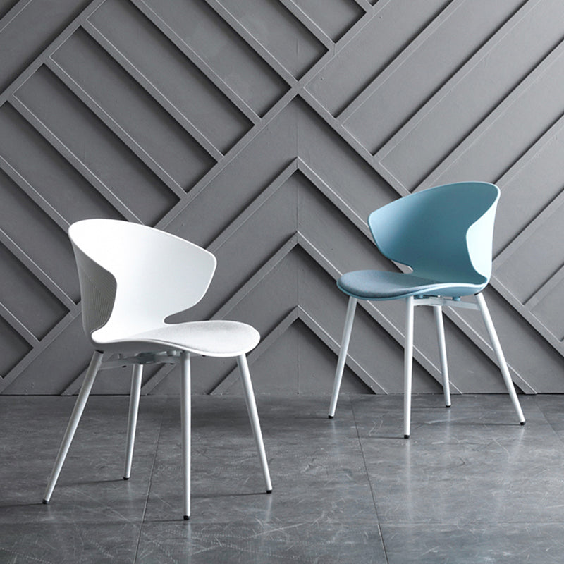 Sillas de comedor de estilo moderno, sillón lateral sin brazos con respaldo lateral de metal para cocina