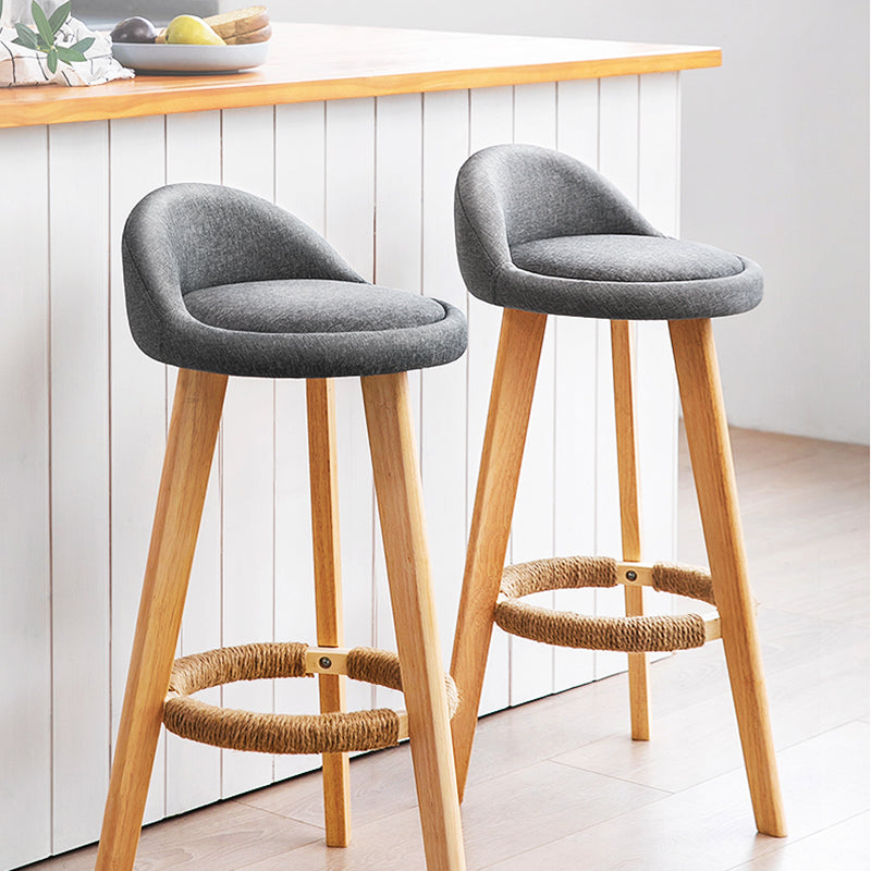 Zeitgenössischer Innenhocker Rundsitzhocker mit Rückenlehne, Holzbasis