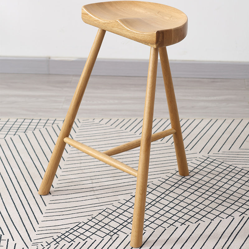 Taburete de bar contemporáneo, taburete de bar de madera clara sin respaldo con reposapiés
