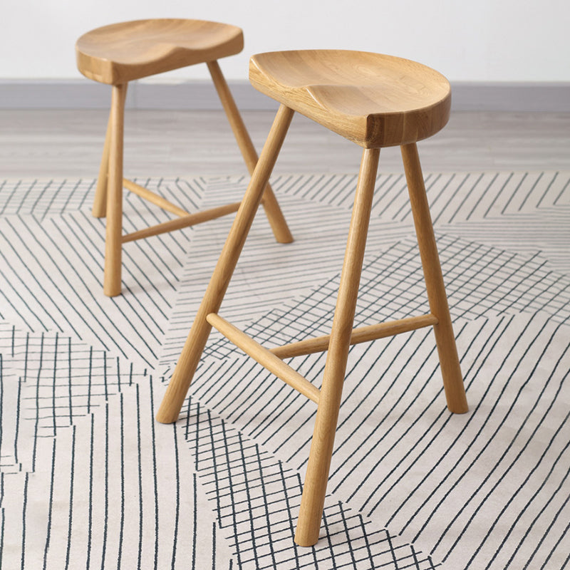Taburete de bar contemporáneo, taburete de bar de madera clara sin respaldo con reposapiés