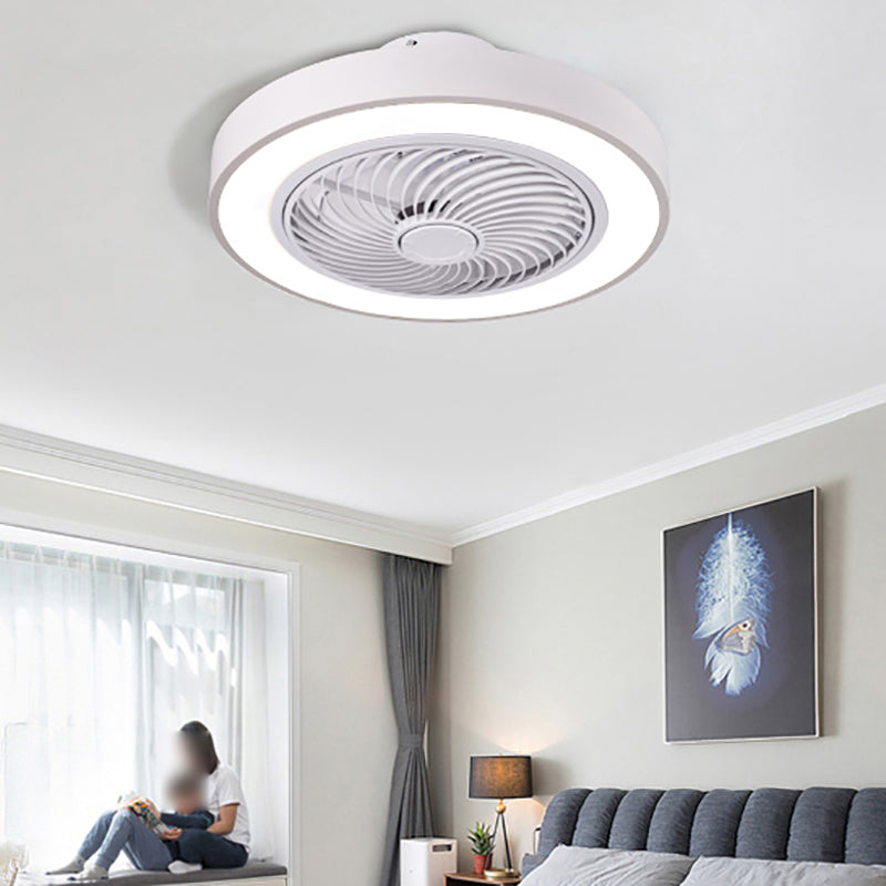 Nordische Metall Deckenventilator 1-Kopf-Flush-Halterungs-Leuchten mit ABS-Lüfterklinge