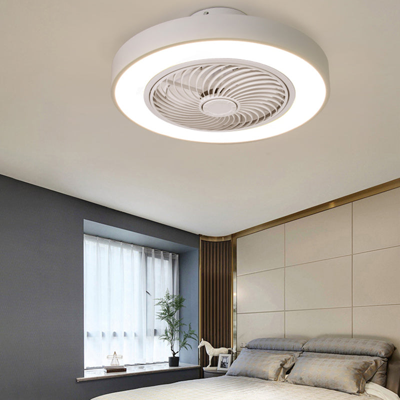 Nordische Metall Deckenventilator 1-Kopf-Flush-Halterungs-Leuchten mit ABS-Lüfterklinge