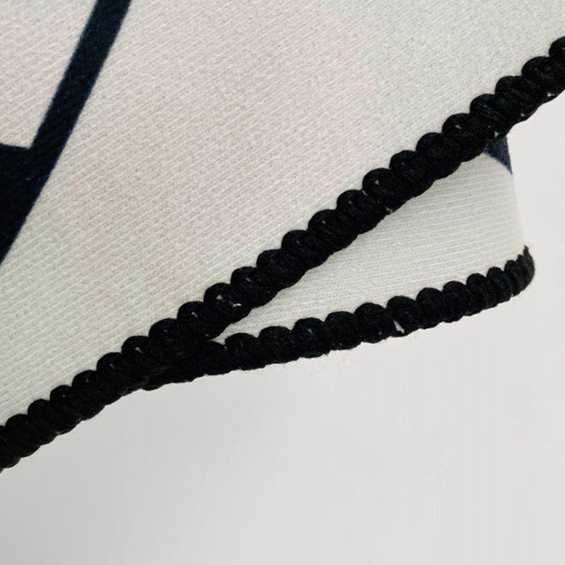 Modern Game Controller Print Rug Polyester Carpet Stain Resistant Area Rug for Living Room